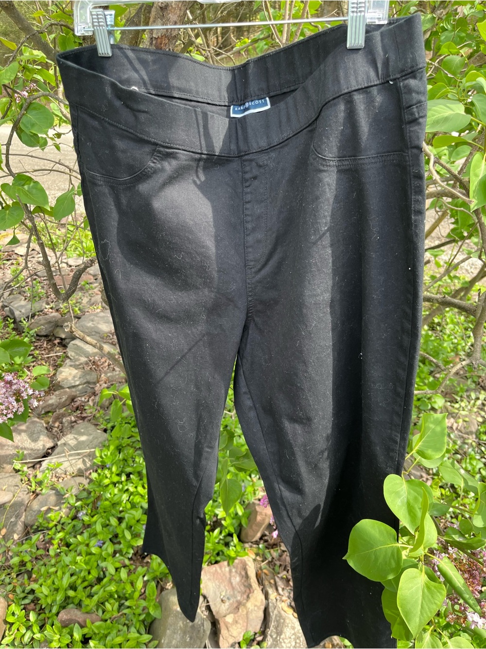 Karen Scott Black Straight-Leg Pants